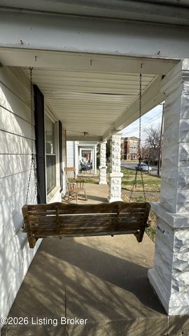 535 Warnock St, Louisville, KY 40217