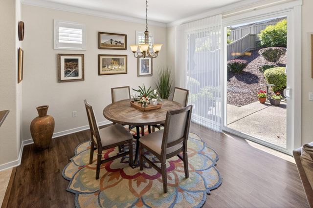 2245 Kingfisher Ln, Lincoln, CA 95648