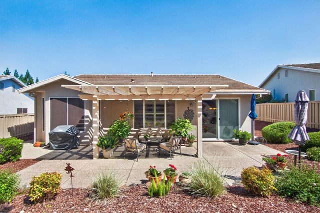 2245 Kingfisher Ln, Lincoln, CA 95648