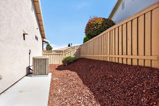 2245 Kingfisher Ln, Lincoln, CA 95648