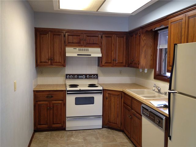 1 Endon Circle, Bella Vista, AR 72714