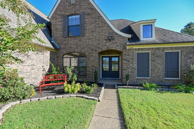 14291 BUTTERCUP DR, Olive Branch, MS 38654