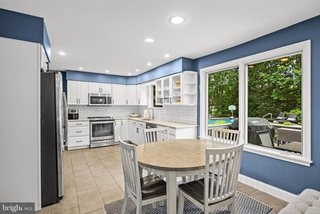 23 BRIARWOOD DR, Voorhees, NJ 08043