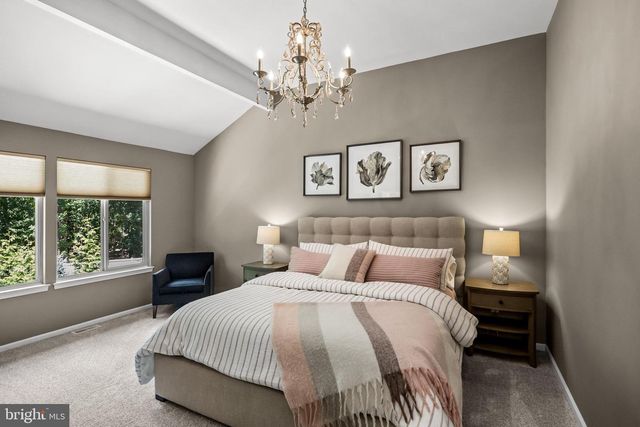 23 BRIARWOOD DR, Voorhees, NJ 08043