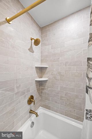 23 BRIARWOOD DR, Voorhees, NJ 08043
