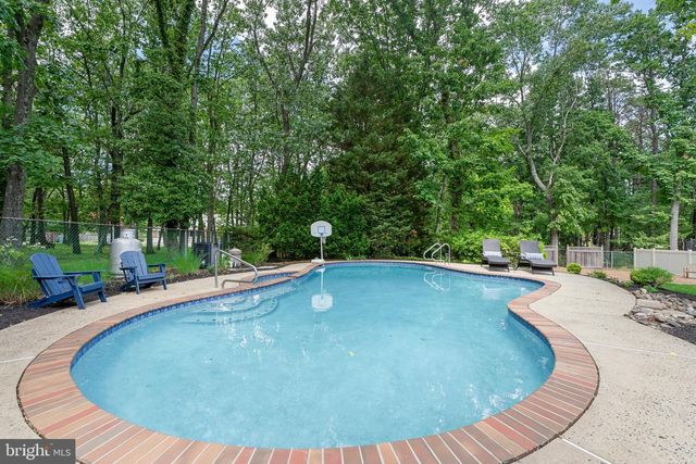 23 BRIARWOOD DR, Voorhees, NJ 08043