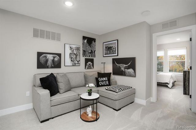 3012 Canopy Tree Way 9, Ann Arbor, MI 48103