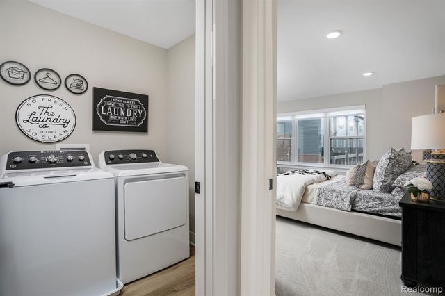 3012 Canopy Tree Way 9, Ann Arbor, MI 48103