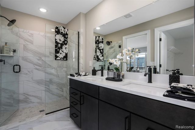 3012 Canopy Tree Way 9, Ann Arbor, MI 48103