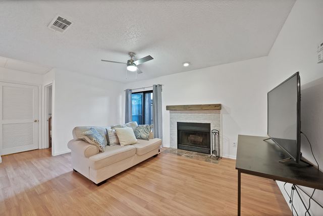 1307 Willoughby Lane 5412, Arlington, TX 76011