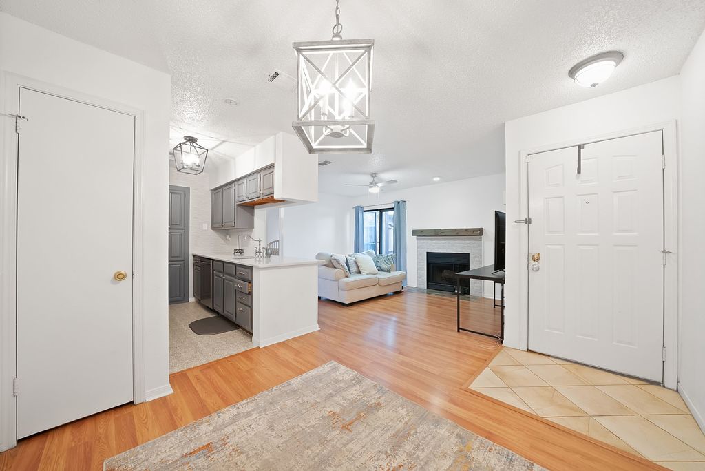 1307 Willoughby Lane 5412, Arlington, TX 76011