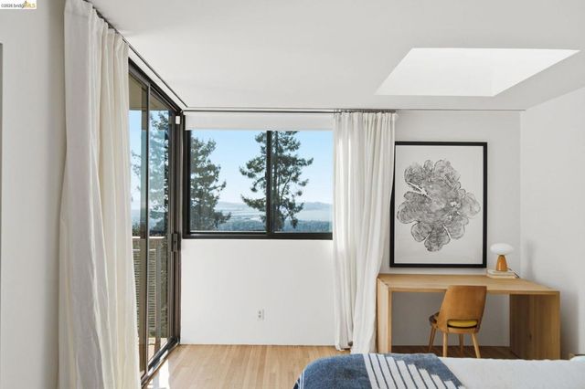 2877 Buena Vista Way, Berkeley, CA 94708