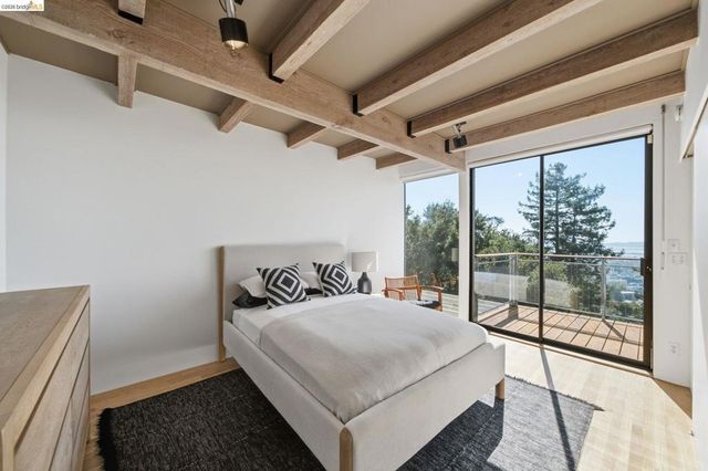 2877 Buena Vista Way, Berkeley, CA 94708