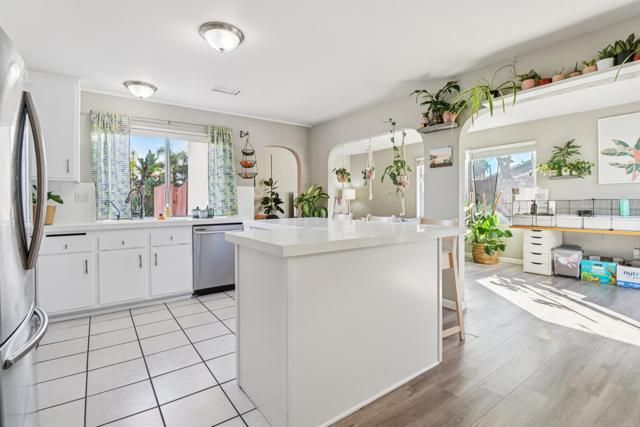 10710 Foxwood Road, San Diego, CA 92126