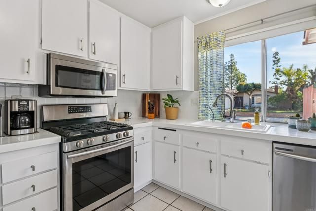 10710 Foxwood Road, San Diego, CA 92126