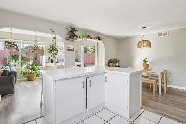 10710 Foxwood Road, San Diego, CA 92126