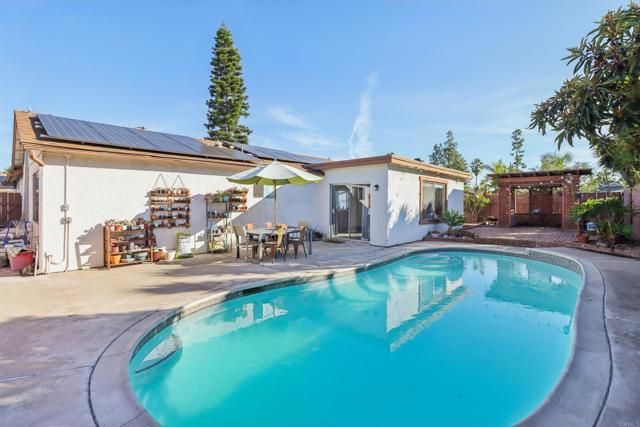 10710 Foxwood Road, San Diego, CA 92126