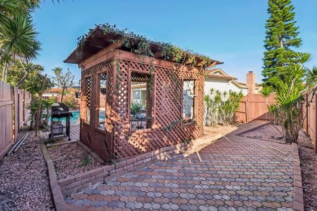 10710 Foxwood Road, San Diego, CA 92126