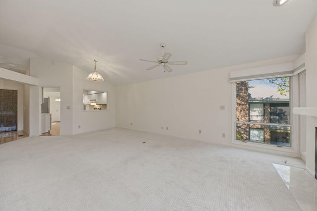 29 Fairway Drive, Southgate, KY 41071