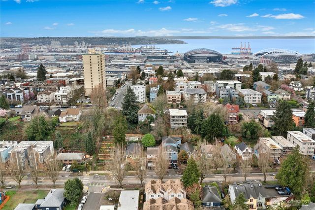 1537 15th Avenue SE, Seattle, WA 98144