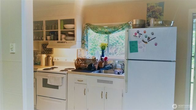 1537 15th Avenue SE, Seattle, WA 98144