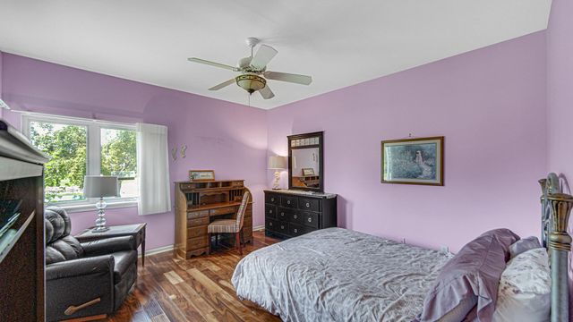 1592 Lilac Court, Hobart, IN 46342
