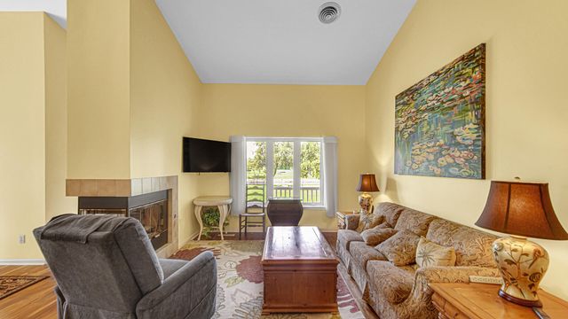 1592 Lilac Court, Hobart, IN 46342
