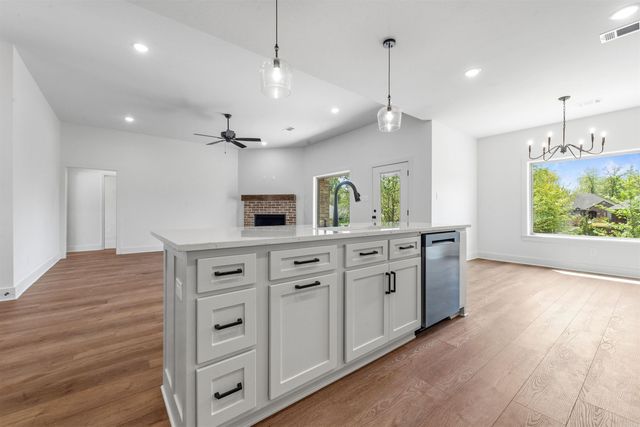 400 Forest Glen Cove, Jacksonville, AR 72076