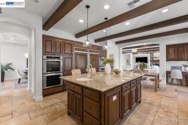 326 Golden Grass Dr, Alamo, CA 94507