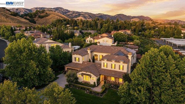 326 Golden Grass Dr, Alamo, CA 94507