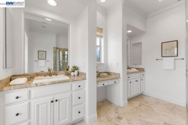 326 Golden Grass Dr, Alamo, CA 94507