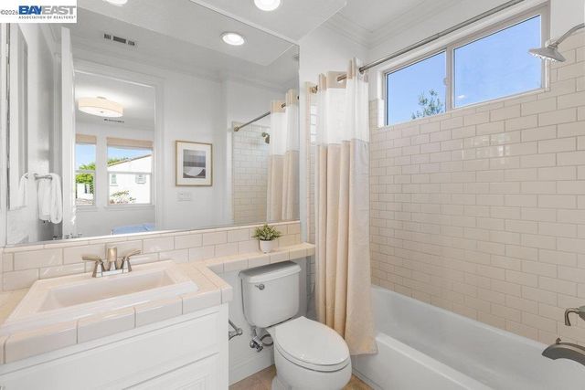 326 Golden Grass Dr, Alamo, CA 94507