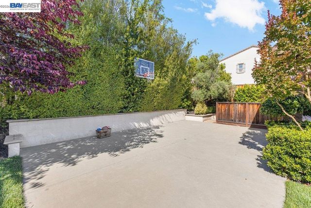 326 Golden Grass Dr, Alamo, CA 94507