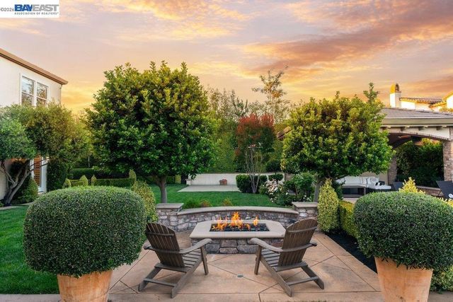 326 Golden Grass Dr, Alamo, CA 94507