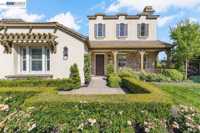 326 Golden Grass Dr, Alamo, CA 94507