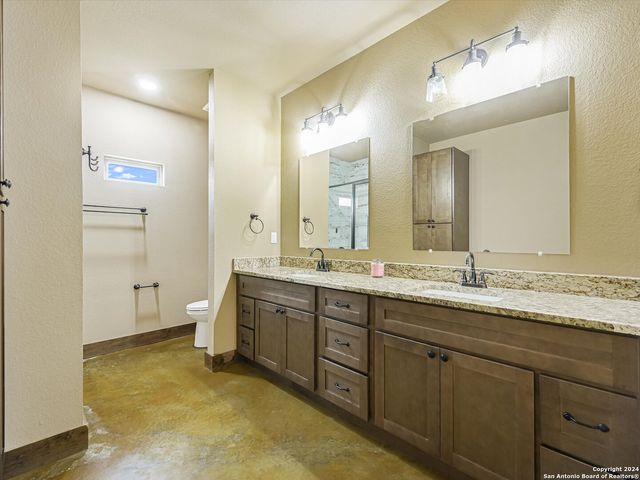 14325 fm 619, Coupland, TX 78615