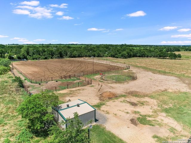 14325 fm 619, Coupland, TX 78615