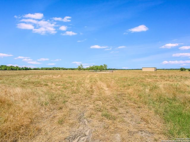 14325 fm 619, Coupland, TX 78615