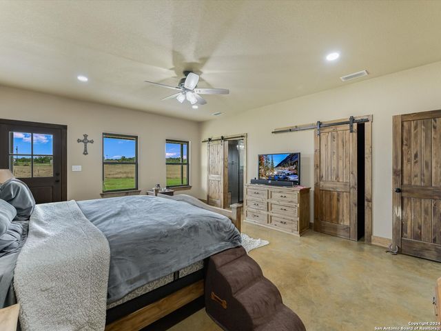 14325 fm 619, Coupland, TX 78615