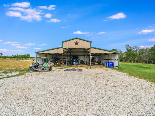 14325 fm 619, Coupland, TX 78615