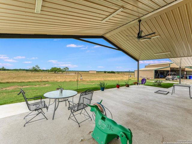 14325 fm 619, Coupland, TX 78615