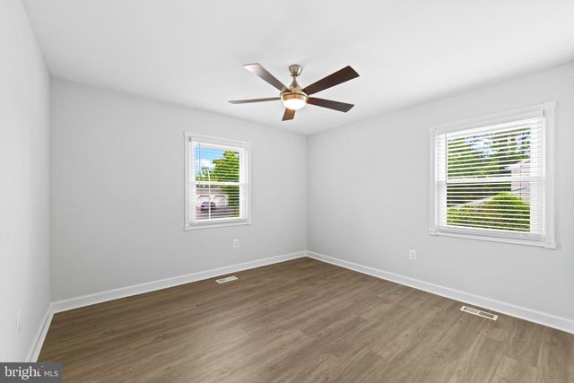 1106 PENNYPACKER LN, Bowie, MD 20716