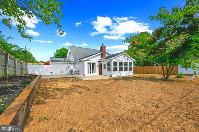 1106 PENNYPACKER LN, Bowie, MD 20716
