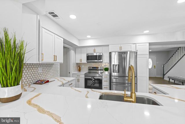 1106 PENNYPACKER LN, Bowie, MD 20716