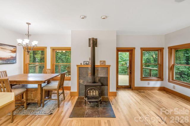 553 River Bend Drive, Mars Hill, NC 28754