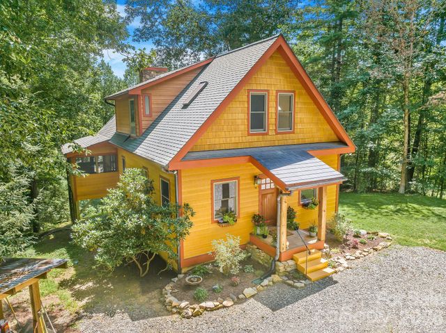 553 River Bend Drive, Mars Hill, NC 28754