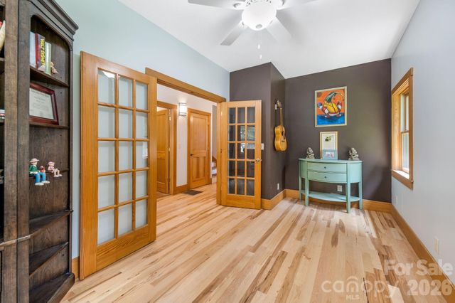 553 River Bend Drive, Mars Hill, NC 28754
