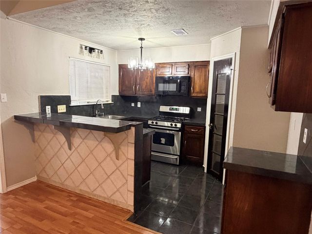 7111 Feather Creek Drive, Houston, TX 77086