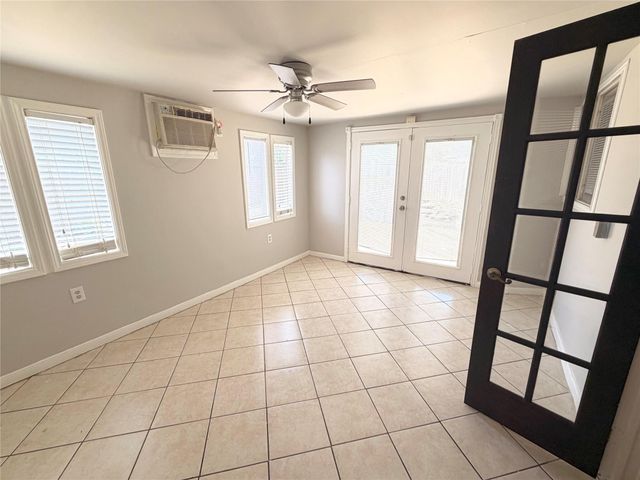 7111 Feather Creek Drive, Houston, TX 77086