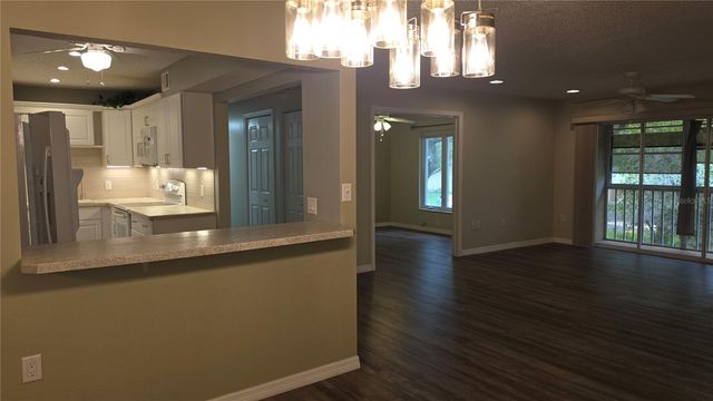12119 SUNNY GLEN LANE E2, Hudson, FL 34669